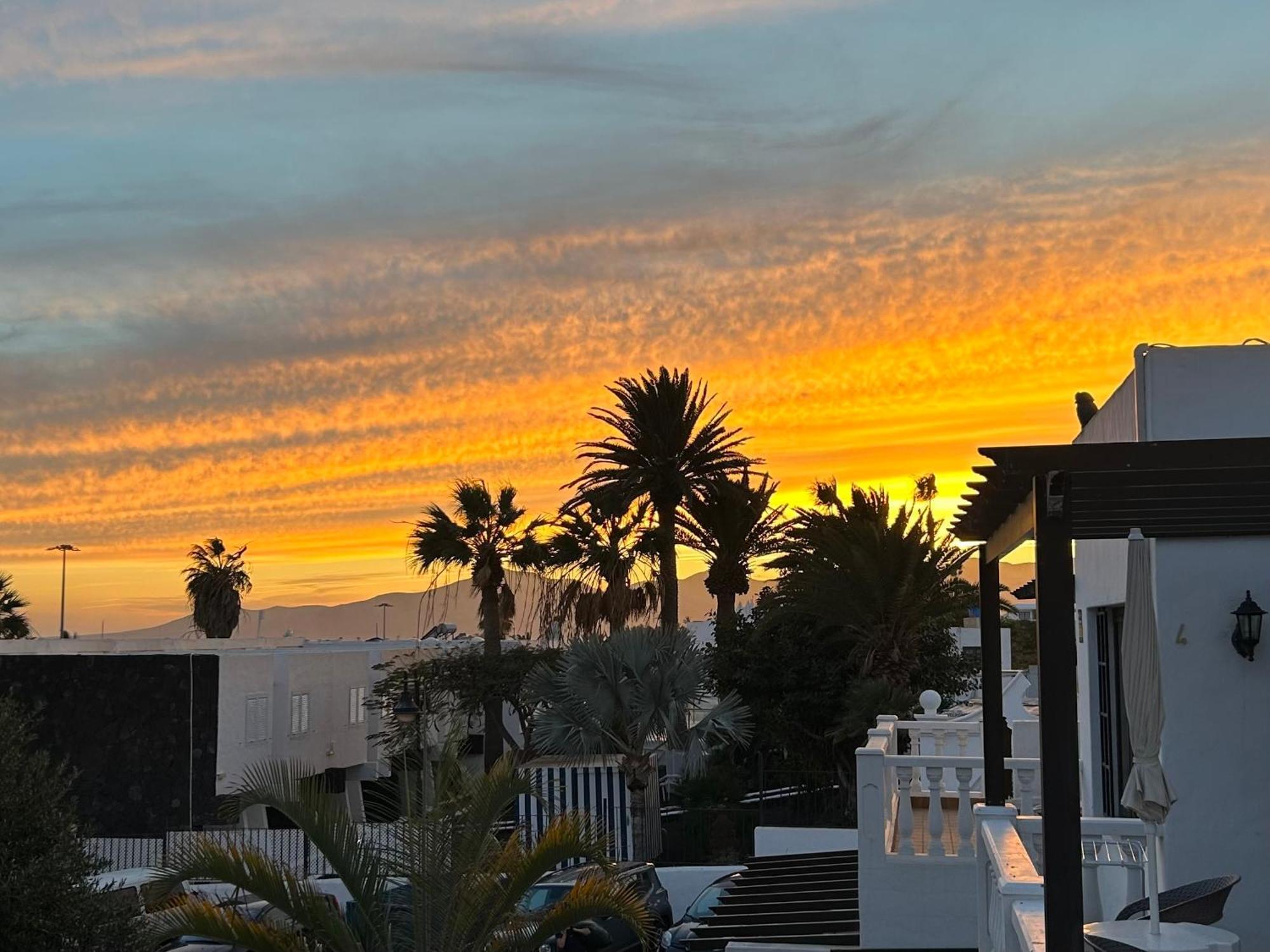 Long Beach Apartment Puerto Del Carmen プエルト・デル・カルメン エクステリア 写真